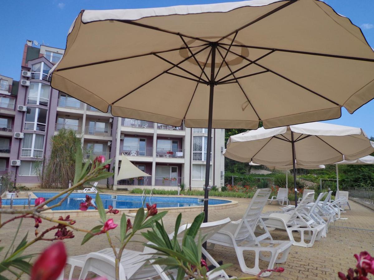 Kavarna Hills Apartments Eksteriør bilde